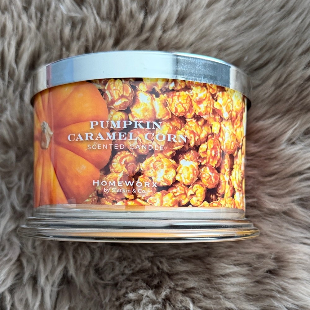 HomeWorx Pumpkin Caramel Corn Candle